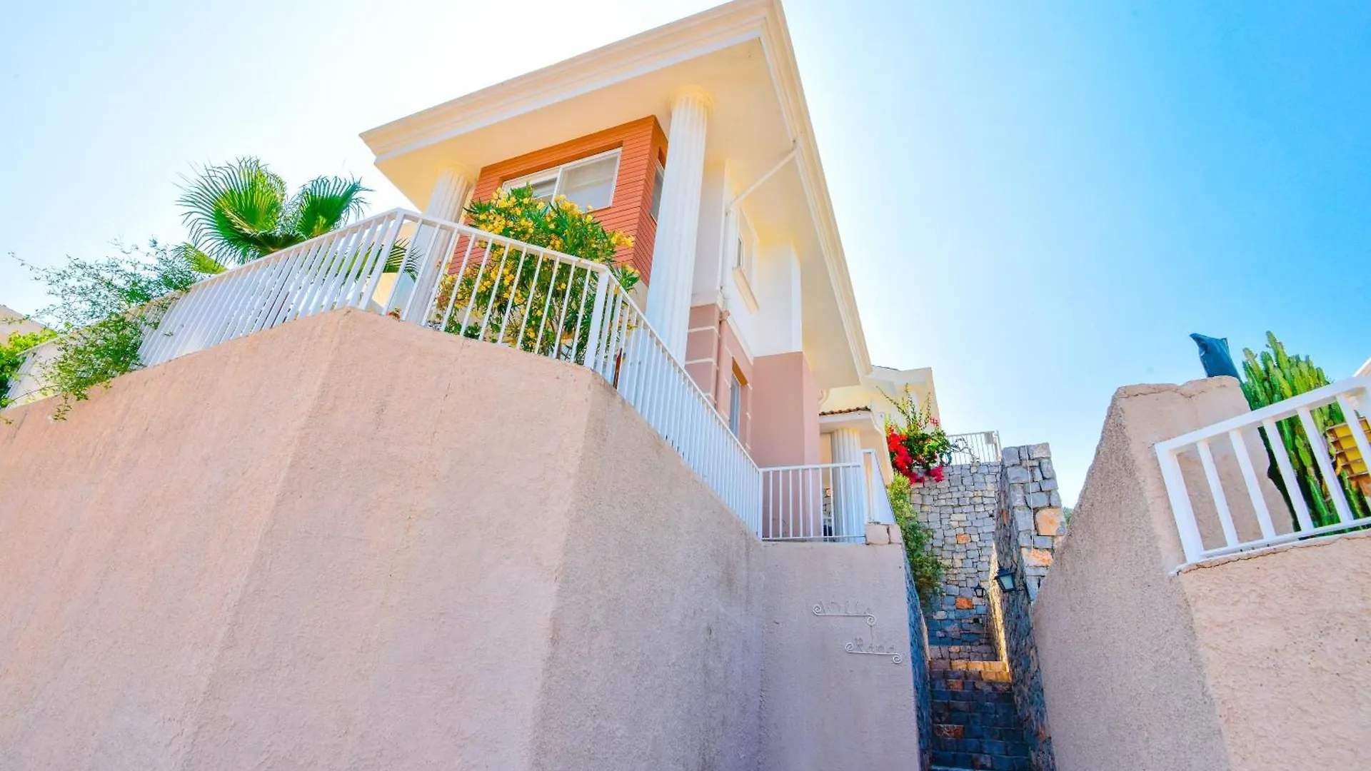 Villa Rana The Royal Links Sarigerme أورتاجا